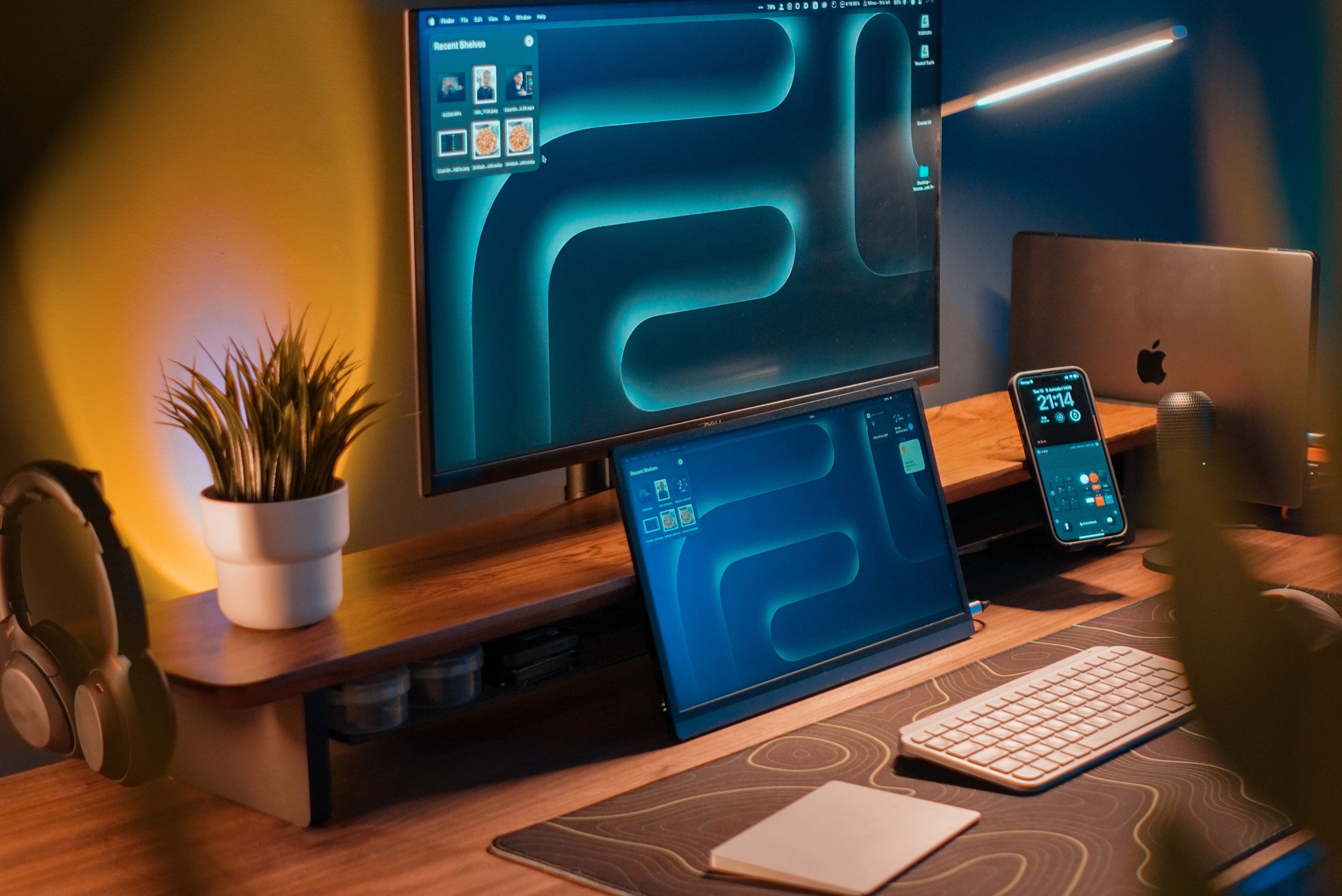 The Kuber Desk Shelf