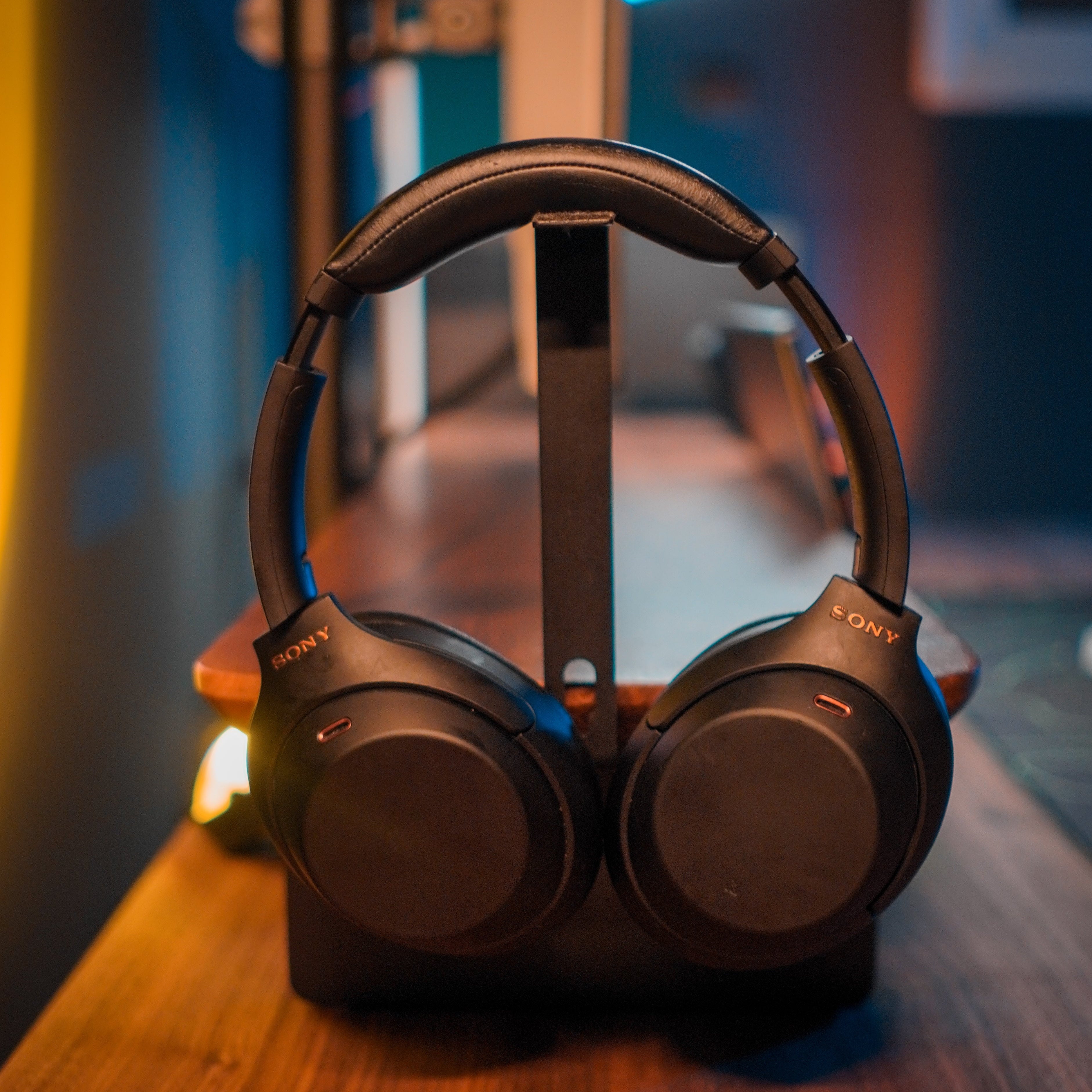 Headphone Stand